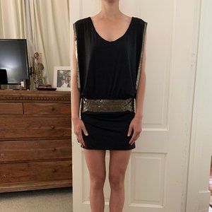 Medium Black Mini dress